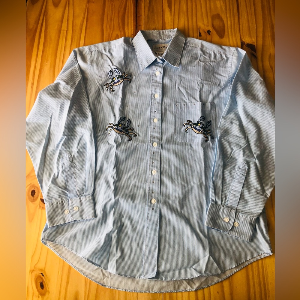 Las Olas Button Shirt Collared Light Blue Stripe Embellished  Crabs Sz L